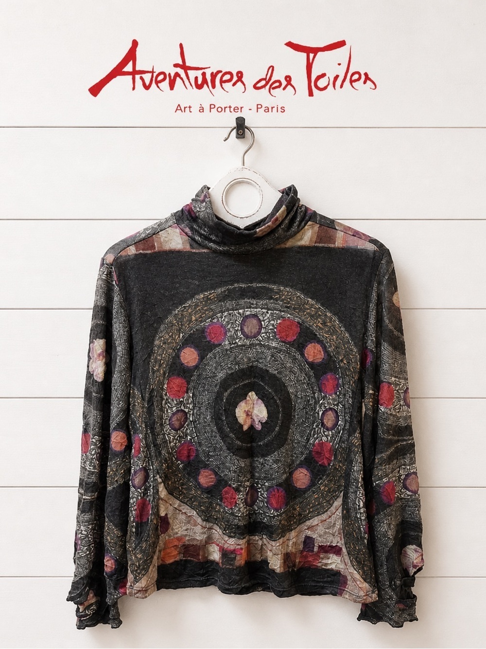AVENTURE DES TOILES Mandala Print Turtleneck Top Size 44